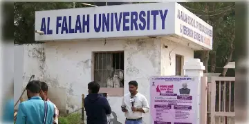 Read more about - Delhi 10/11 Blast | যত কান্ড আল ফালাহ-তেই, বিশ্ববিদ্যালয়কে 'সাসপেন্ড' করলো AIU! পদক্ষেপ নিচ্ছে মেডিক্যাল কাউন্সিলও