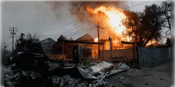 Read more about - California Wildfire | ক্ষতির পরিমাণ ১,২৯,২৯,৩২,৯১,৫৫,০০০ টাকা! লস অ্যাঞ্জেলেসের দাবানল যুক্তরাষ্ট্রের ইতিহাসে সবচেয়ে ভয়াবহ