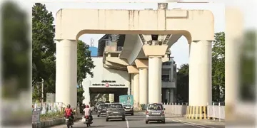 Read more about - Chingrighata Metro | চিংড়িঘাটা-সেক্টর ফাইভ মেট্রো প্রকল্পে 'গ্রিন সিগন্যাল' দিলো হাইকোর্ট, কবে থেকে শুরু হবে কাজ?