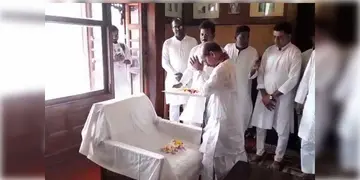 Read more about - Visva Bharati | ‘এসো হে বৈশাখ..’, প্রথা মেনে বর্ষবরণ হলো বিশ্বভারতীতে!