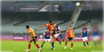 Read more about - ISL 2025 | ফের স্বপ্নভঙ্গ লাল-হলুদের, বেঙ্গালুরুর সঙ্গে ড্র করে সুপার সিক্সের আশা শেষ ইস্টবেঙ্গলের