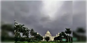 Read more about - WB Weather  | আগামী ৪৮ ঘন্টার জন্য বজ্রপাত-সহ বৃষ্টির সতর্কতা! ২০২৭ এর মধ্যে ভাঙতে পারে উষ্ণতম বছরের রেকর্ড!