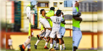 Read more about - Kolkata Football League । এ যেন এলেন, দেখলেন, জয় করলেন, রেকর্ড গড়লেন! প্রথম ম্যাচেই বাজিমাত ইউনাইটেড কলকাতা স্পোর্টস ক্লাবের