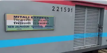Read more about - India-Bangladesh Train | ভারত রেল চলাচল শুরুর বিষয়ে উদ্যোগী হলেও বেঁকে বসেছে বাংলাদেশ, কবে দুই দেশের মধ্যে চলবে ট্রেন?