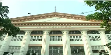 Read more about - এই মুহূর্তে কোন কড়া পদক্ষেপ নয়, পরীক্ষায় গণ গরহাজিরায় এমনটাই সিদ্ধান্ত নিল মেডিক্যাল কলেজ কর্তৃপক্ষ