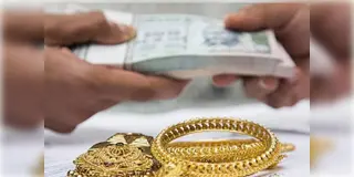 Read more about - Gold Rate Today | লক্ষ্মীবারে সস্তা হলো সোনা? একনজরে আজ কলকাতায় সোনার দাম