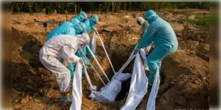 Read more about - COVID-19 | গতি বাড়াচ্ছে করোনা, ভারতে ২৪ ঘন্টায় মৃত ১১! কাঠগড়ায় কোমর্বিডিটি