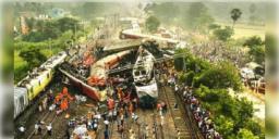 Read more about - Coromandel Express Accident | করমণ্ডল দুর্ঘটনায় মৃত্যু প্রায় ৩০০ জনের! কী কারণে ঘটলো এই মর্মান্তিক দুর্ঘটনা? জানালেন রেলমন্ত্রী!