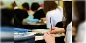 Read more about - ৩১ জুলাইয়ের মধ্যে প্রকাশিত হবে দ্বাদশের রেজাল্ট, হলফনামা দিয়ে সুপ্রিম কোর্টে এমনটাই জানাল সিবিএসই