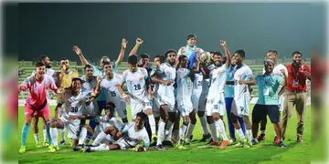 Read more about - Santosh Trophy । ফের অপরাজিত বাংলা! সন্তোষ ট্রফির শেষ আটে পৌঁছলো সঞ্জয় সেনের ছেলেরা