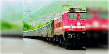 Read more about - Sealdah-Njp Train | রবিতেও ঘুরপথে চলছে উত্তরবঙ্গের ৩ টি ট্রেন! সময় বদলেছে এক্সপ্রেসেরও! ফারাক্কায় এখনও সতর্ক রেল
