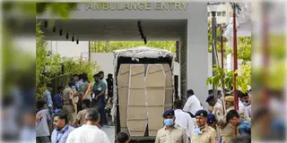 Read more about - Ahmedabad Plane Crash | দুর্ঘটনায় নিহতদের পরিবার পিছু ২৫ লক্ষ আর্থিক সাহায্যের ঘোষণা করলো এয়ার ইন্ডিয়া!