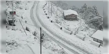 Read more about - Sikkim | সেপ্টেম্বরেই ছাঙ্গুতে তুষারপাত! পুজোর সময় ভারী দুর্যোগের আশঙ্কা সিকিমে, ভ্রমণে না যাওয়ার পরামর্শ IMDর