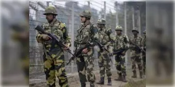 Read more about - আন্তর্জাতিক সীমান্ত পার করার চেষ্টা, BSF-এর গুলিতে নিহত দুই পাক অনুপ্রবেশকারী