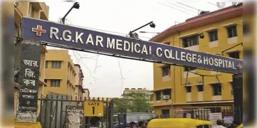 Read more about - RG Kar Case । আর জি কাণ্ডে নয়া মোড়, সেমিনার রুমে হয়নি দুর্ঘটনা! জানালো কেন্দ্রীয় ফরেনসিক টীম