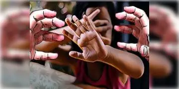 Read more about - দক্ষিণ ২৪ পরগনায় মাত্র ৫ হাজার টাকার বিনিময়ে কন্যাসন্তানকে বিক্রির অভিযোগ উঠল মদ্যপ বাবার বিরুদ্ধে