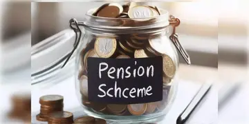 Read more about - Pension Rule | আগামী ১লা এপ্রিল থেকে বদলাচ্ছে পেনশনের পদ্ধতি! কার্যকর হচ্ছে ইউনিফায়েড পেনশন স্কিম