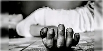 Read more about - Air India pilot Death । মাংস খেলেই মারধর করছিলো বয়ফ্রেন্ড, গলায় ফাঁস দিয়ে আত্মঘাতী তরুণী পাইলট