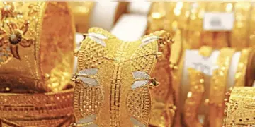 Read more about - Gold Rate | পয়লা বৈশাখের আগেই শিখর ছুঁই ছুঁই সোনার দাম! বেড়েছে রুপোলি ধাতুর দরও