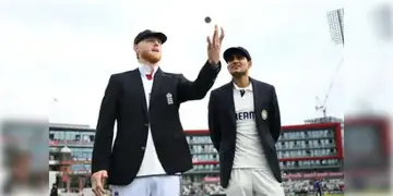 Read more about - IND vs ENG | ম্যাঞ্চেস্টার টেস্টেও টস হারলেন গিল! ইংল্যান্ডের বিরুদ্ধে মাঠে নামার আগে দলে ৩ পরিবর্তন!