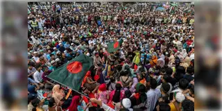 Read more about - Bangladesh Protest | একদিনে শতাধিক মিছিল আওয়ামী লীগের, পুলিশের হাতে গ্রেপ্তার ৪০০ বিক্ষোভকারী