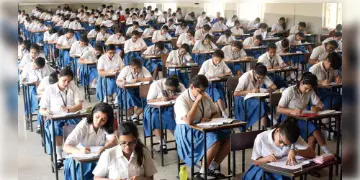 Read more about - Higher Secondary Education | উচ্চমাধ্যমিক পরীক্ষাকেন্দ্রে ঢুকতে পারবেন না অভিভাবকরা, থাকবে না সিভিক ভলেন্টিয়ারও!
