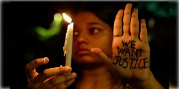 Read more about - R G Kar | বুধবার ‘রাত দখল' কর্মসূচিতে পথে ‘তিলোত্তমা'র পরিবার, 'মেয়ে দুর্নীতির বলি হয়েছে' বললেন নির্যাতিতার বাবা