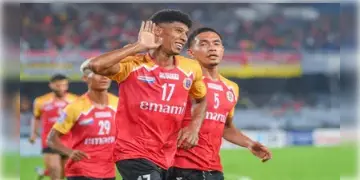 Read more about - East Bengal vs Indian Air Force | গুনে গুনে ৬ গোল! নিয়মরক্ষার ম্যাচে ইন্ডিয়ান এয়ারফোর্সকে হারিয়ে সহজ জয় পেলো ইস্টবেঙ্গল