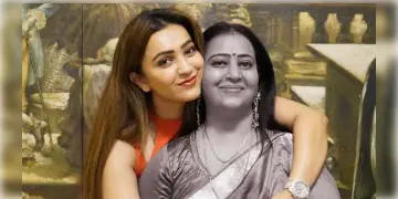 Read more about - মাতৃহারার শোক এখনও কাটিয়ে উঠতে পারেননি কৌশানী, মাকে ছাড়া অভিনেত্রীর এবছরের পুজোর প্রস্তুতি কেমন?