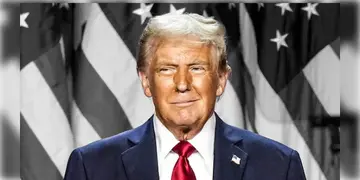 Read more about - Donald Trump । এবার ট্রাম্প গেরোয় ফেঁসেছেন ভারতীয়রা, নাগরিকত্ব বাতিলের সম্ভাবনা আড়াই লক্ষ অভিবাসীর