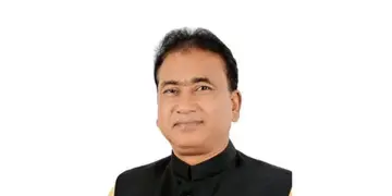 Read more about - Bangladesh MP Murder | ধৃত  বাংলাদেশ সাংসদ খুনের সঙ্গে জড়িত ২ ব্যক্তি!  নাম ও ধর্ম ভাঁড়িয়ে লুকিয়ে ছিল দুর্গম পাহাড়ে কালী মন্দিরে!