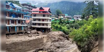 Read more about - Himachal Pradesh | বন্যার ওপর ভূমিকম্প! ৩.২ মাত্রায় কাঁপলো হিমাচলপ্রদেশ!