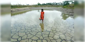Read more about - West Bengal Weather | বঙ্গে বজ্রবিদ্যুৎ-সহ বৃষ্টির পূর্বাভাস! বইতে পারে ৩০-৪০ কিমি বেগে ঝোড়ো হাওয়া! এরই মাঝে ভারতে চরম জল সংকটের আশঙ্কা!
