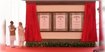 Read more about - New Parliament Building | প্রধানমন্ত্রীর হাত ধরে উদ্বোধন হল সংসদের নয়া ভবন! শাহরুখের শুভেচ্ছা, বিরোধীদের কটাক্ষ, জানুন প্রসঙ্গত সব খবর!