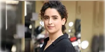 Read more about - কোরিওগ্রাফার হতে চেয়ে হয়ে গেলেন নায়িকা! ডান্স ইন্ডিয়া ডান্স’-এর মঞ্চে নিজের ছবির প্রচার করলেন সানিয়া