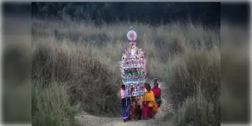 Read more about - Makar Sankranti and Tusu Festival | দেশ জুড়ে পালিত হচ্ছে মকর সংক্রান্তি উৎসব! টুসু বিদায় রাঢ় বাংলার! জানুন মকর ও টুসু উৎসব কীভাবে শুরু হলো?