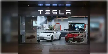 Read more about - Tesla Showroom | জুলাইতে উদ্বোধন ভারতের প্রথম টেসলার শোরুমের! কোন শহরে জানেন?