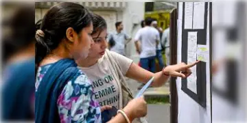 Read more about - SSC | প্রকাশ্যে একাদশ-দ্বাদশের ইন্টারভিউয়ের তালিকা, নাম নেই যোগ্য চাকরিপ্রার্থীদেরই!