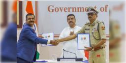 Read more about - West Bengal Police | প্রযুক্তি থেকে দক্ষতা, সার্বিক উন্নয়নের লক্ষ্যে রাষ্ট্রীয় রক্ষা বিশ্ববিদ্যালয়ের সঙ্গে মউ স্বাক্ষর রাজ্য পুলিশের