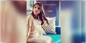 Read more about - আগত সন্তানকে সোশ্যাল মিডিয়া থেকে দূরে রাখার সিদ্ধান্ত নিয়েছেন অভিনেত্রী অনুষ্কা শর্মা।