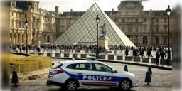 Read more about - Louvre Museum | ল্যুভর জাদুঘর থেকে দিনেদুপুরে চুরি! দুই সন্দেহভাজনকে গ্রেপ্তার পুলিশের