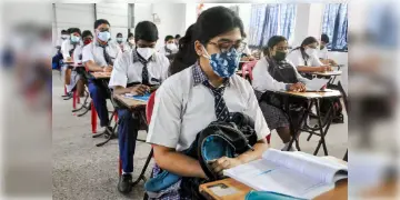 Read more about - Education | বেসরকারি স্কুলেও বাধ্যতামূলক বাংলা ভাষা! শিক্ষা ব্যবস্থার ওপর বিশেষ নজর দেবে শিক্ষা কমিশন!