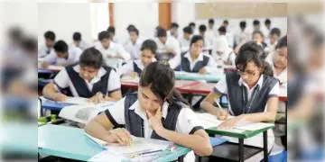 Read more about - করোনা পরিস্থিতিতে হচ্ছেনা CBSE বোর্ডের দশম শ্রেণীর পরীক্ষা, বৈঠকে সিদ্ধান্ত নমোর