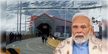 Read more about - Z Morh Tunnel Sonamarg | ৬ কিলোমিটার দূরত্ব পেরোবে মাত্র ১৫ মিনিটে! জ়েড মোর টানেল উদ্বোধন করলেন মোদি