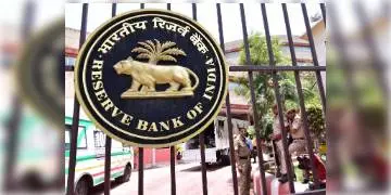 Read more about - আরবিআই-এর পরামর্শ মেনে চলুন এবং KYC প্রতারণা থেকে বাঁচুন