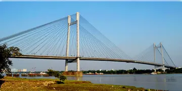 Read more about - Bomb Scare Kolkata | দ্বিতীয় হুগলি সেতুতে বোমাতঙ্ক! ঘটনাস্থলে পৌঁছেছে বম্ব স্কোয়াড, পুলিশি কুকুর!