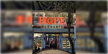 Read more about - Darjeeling | ভরা মরশুমে বন্ধ দার্জিলিংয়ের জনপ্রিয় নাইট ক্লাব 'গ্লেনারিজ', বড়দিনের আগে মনখারাপ পর্যটকদের