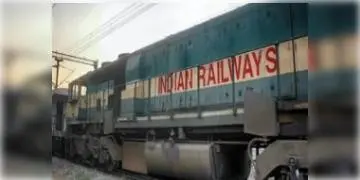 Read more about - দারুণ সুখবর রেল কর্মীদের জন্য, এবার পুজোর বোনাস হিসেবে ৭৮ দিনের বেতন মিলবে