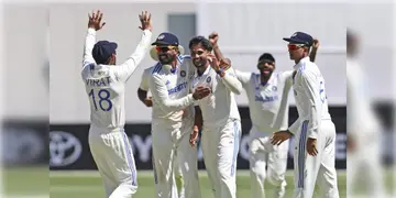 Read more about - IND vs AUS | পারথ টেস্টে ২৯৫ রানে জয় ভারতের!  ৫ ম্যাচের সিরিজ় ১-০ তে এগিয়ে গেলো টিম ইন্ডিয়া