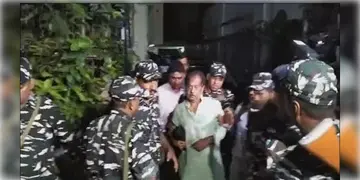 Read more about - Jyotipriya Mallick | জেল মুক্তির পর ফের Z ক্যাটাগরির নিরাপত্তা পাবেন জ্যোতিপ্রিয় মল্লিক!